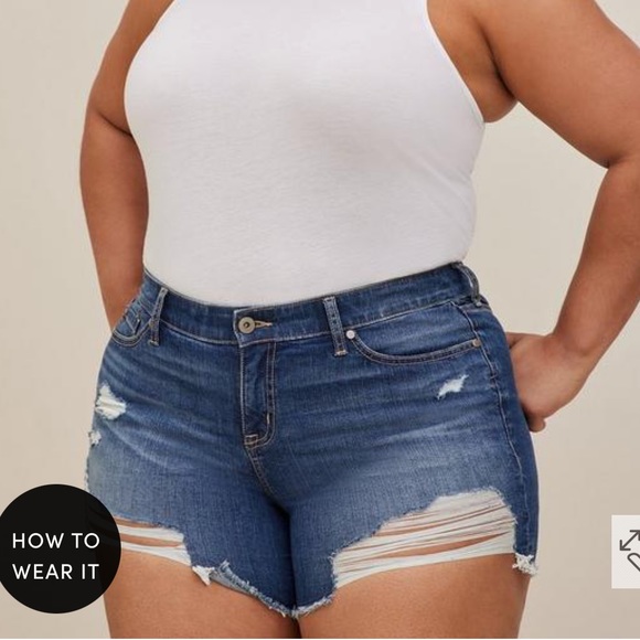 TORRID Vintage Stretch Denim Shorts - Picture 2 of 6